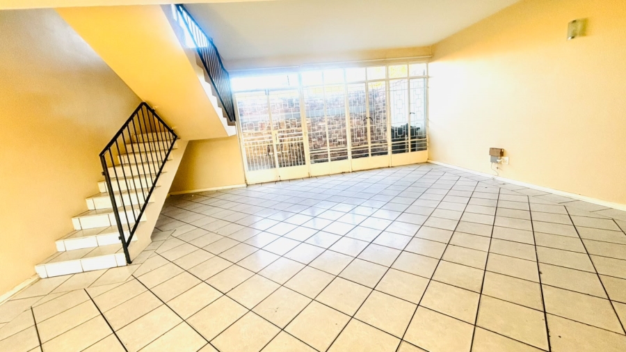 To Let 2 Bedroom Property for Rent in Witfield Gauteng