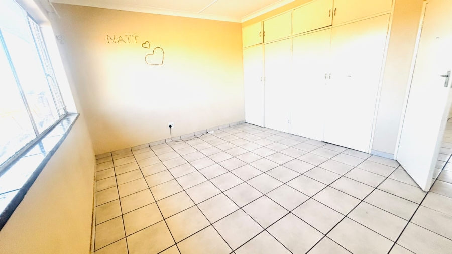 To Let 2 Bedroom Property for Rent in Witfield Gauteng