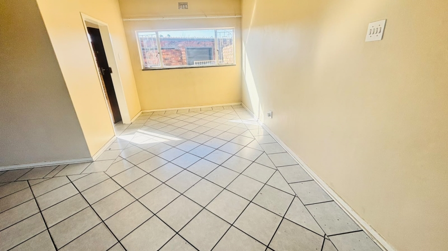 To Let 2 Bedroom Property for Rent in Witfield Gauteng