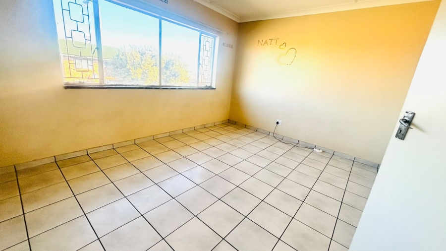 To Let 2 Bedroom Property for Rent in Witfield Gauteng