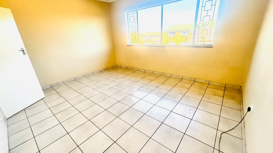 To Let 2 Bedroom Property for Rent in Witfield Gauteng