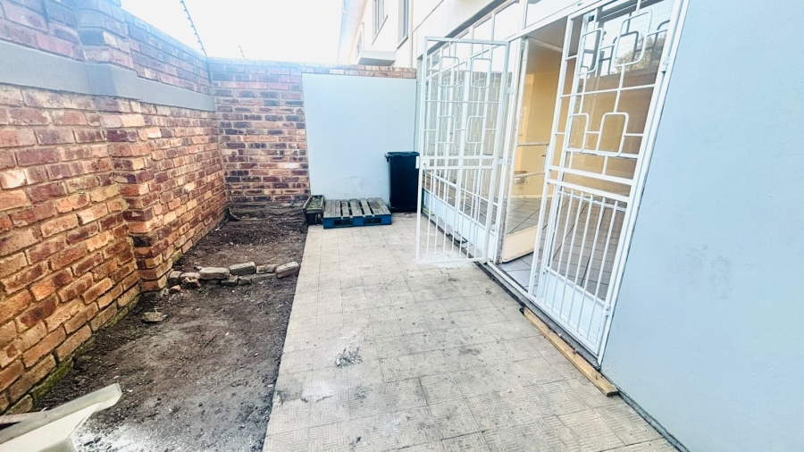 To Let 2 Bedroom Property for Rent in Witfield Gauteng
