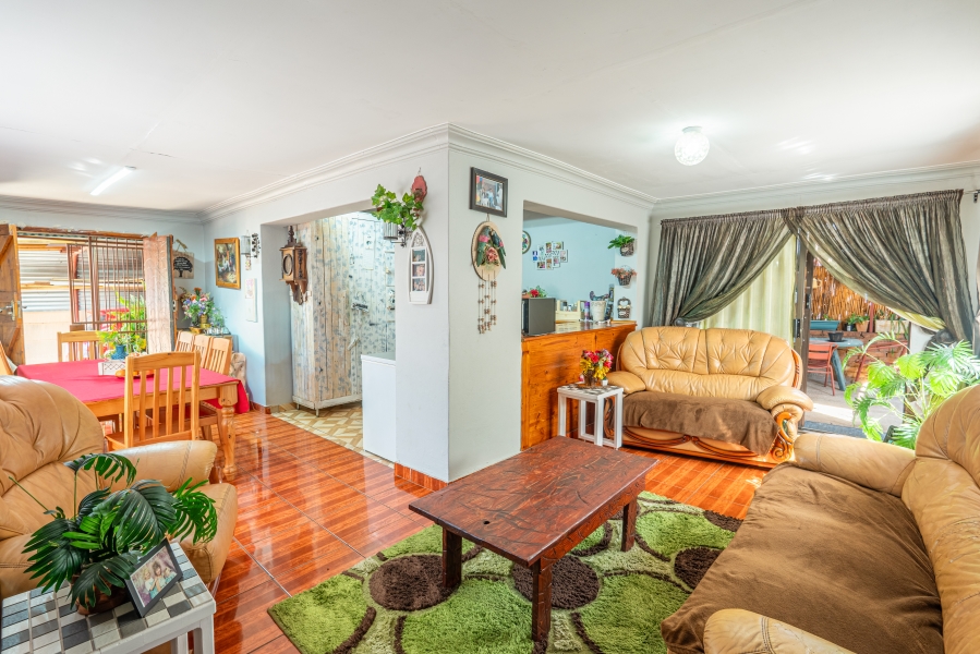 2 Bedroom Property for Sale in Elandspoort Gauteng