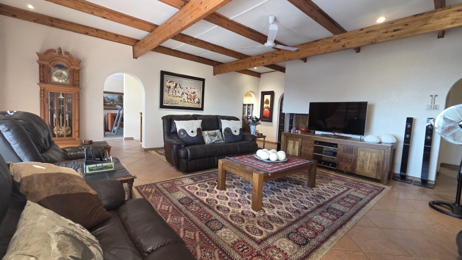4 Bedroom Property for Sale in Sinoville Gauteng