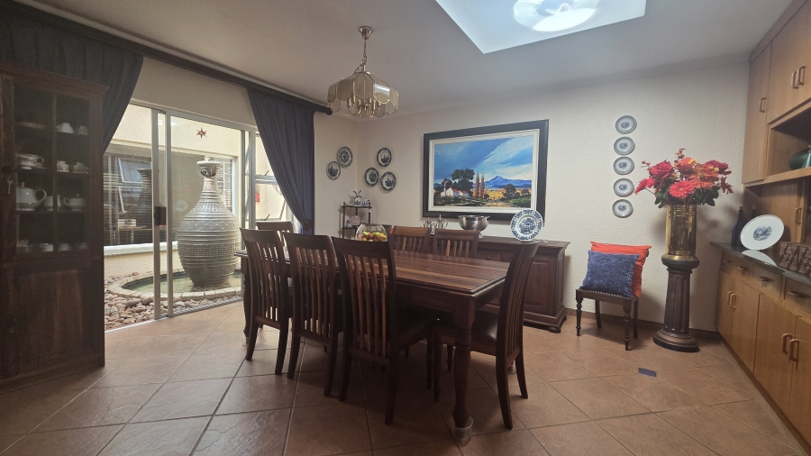 4 Bedroom Property for Sale in Sinoville Gauteng