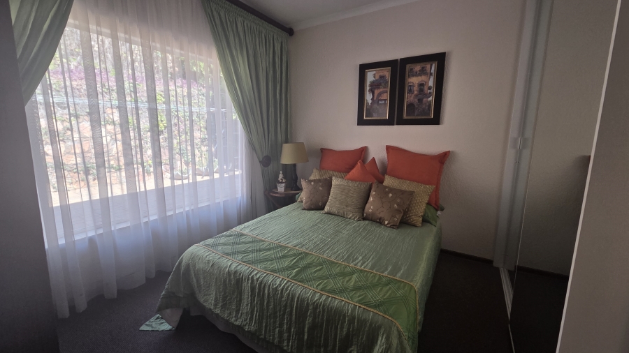 4 Bedroom Property for Sale in Sinoville Gauteng