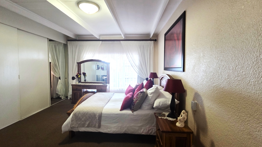 4 Bedroom Property for Sale in Sinoville Gauteng