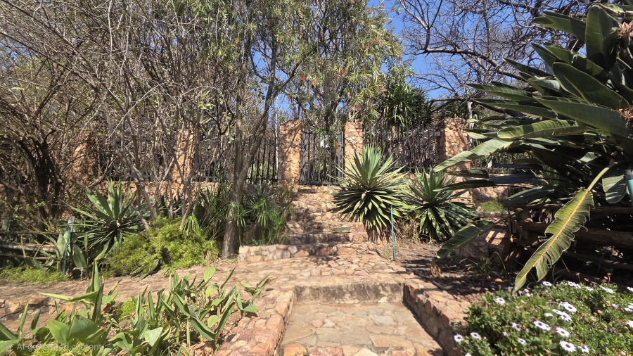 4 Bedroom Property for Sale in Sinoville Gauteng