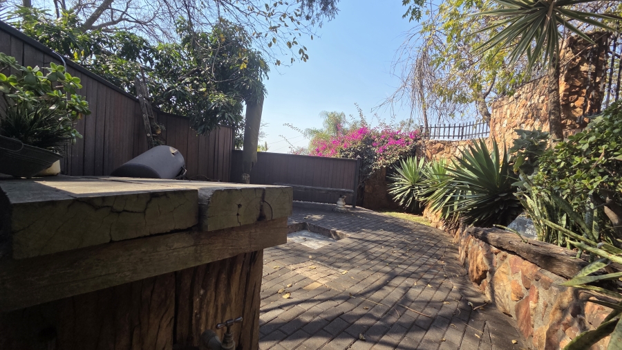 4 Bedroom Property for Sale in Sinoville Gauteng