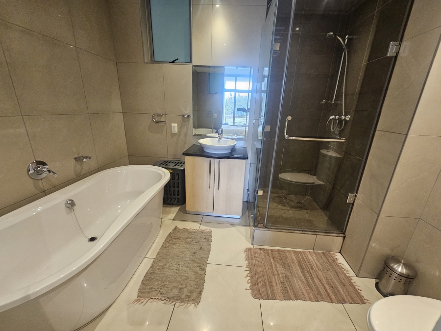 To Let 1 Bedroom Property for Rent in Sandown Gauteng