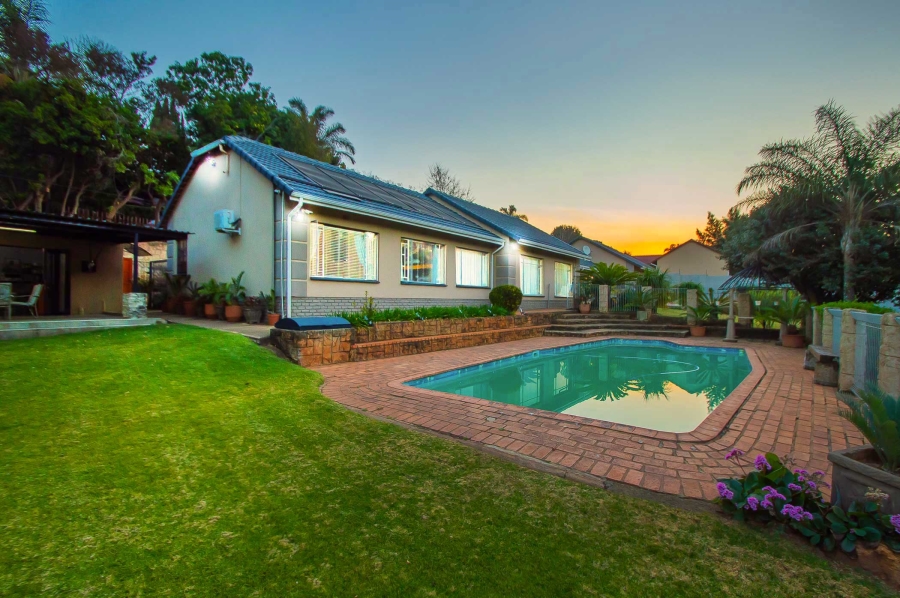 5 Bedroom Property for Sale in Noordheuwel Gauteng
