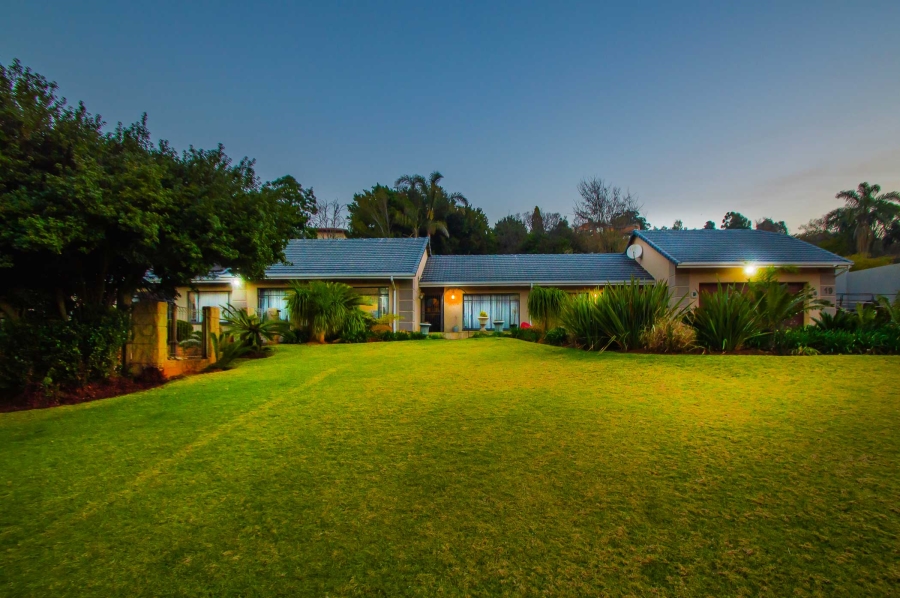 5 Bedroom Property for Sale in Noordheuwel Gauteng
