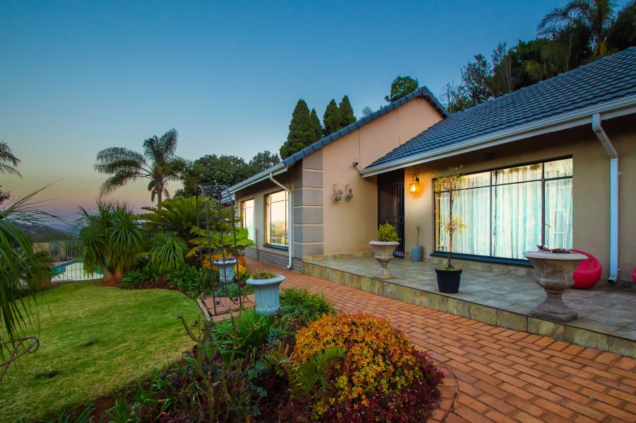 5 Bedroom Property for Sale in Noordheuwel Gauteng