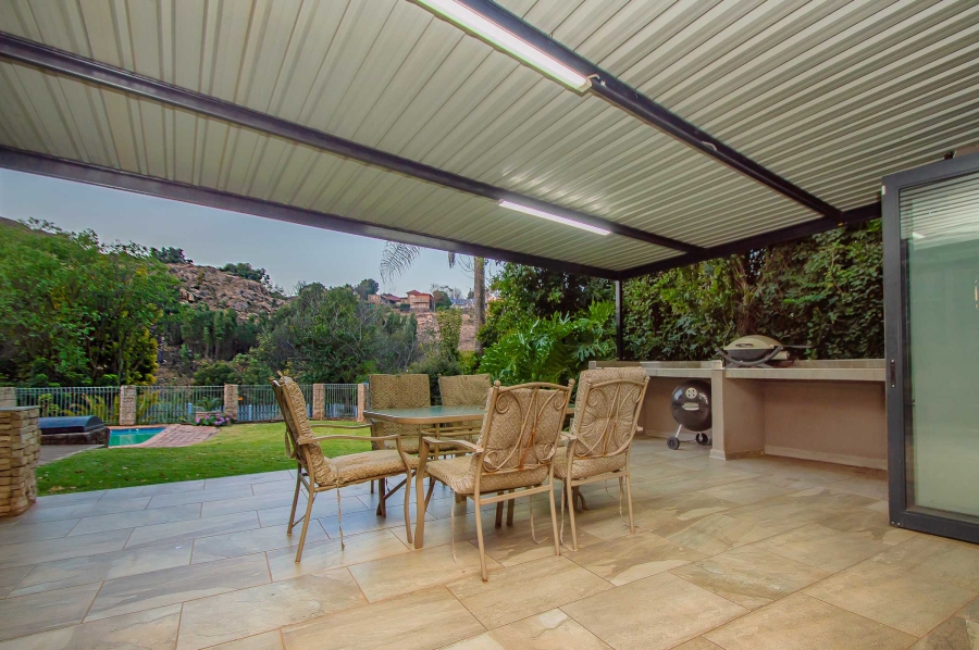5 Bedroom Property for Sale in Noordheuwel Gauteng