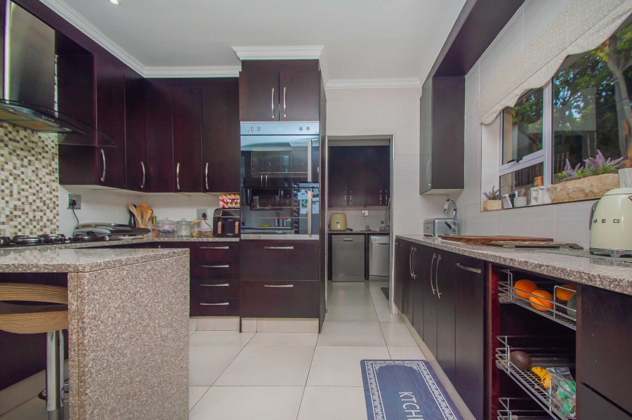 5 Bedroom Property for Sale in Noordheuwel Gauteng