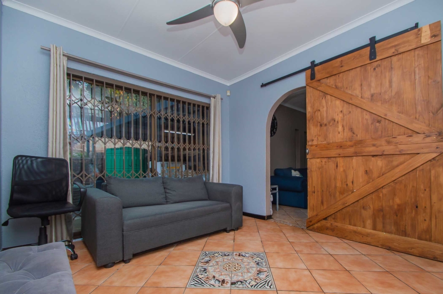5 Bedroom Property for Sale in Noordheuwel Gauteng