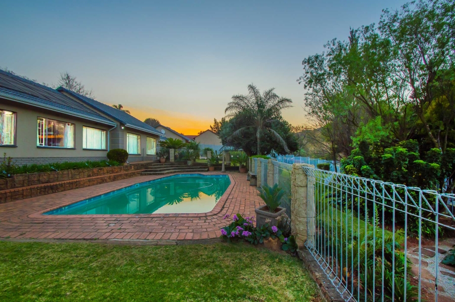 5 Bedroom Property for Sale in Noordheuwel Gauteng