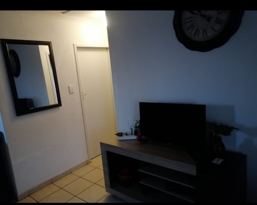 To Let 2 Bedroom Property for Rent in Savanna City Gauteng