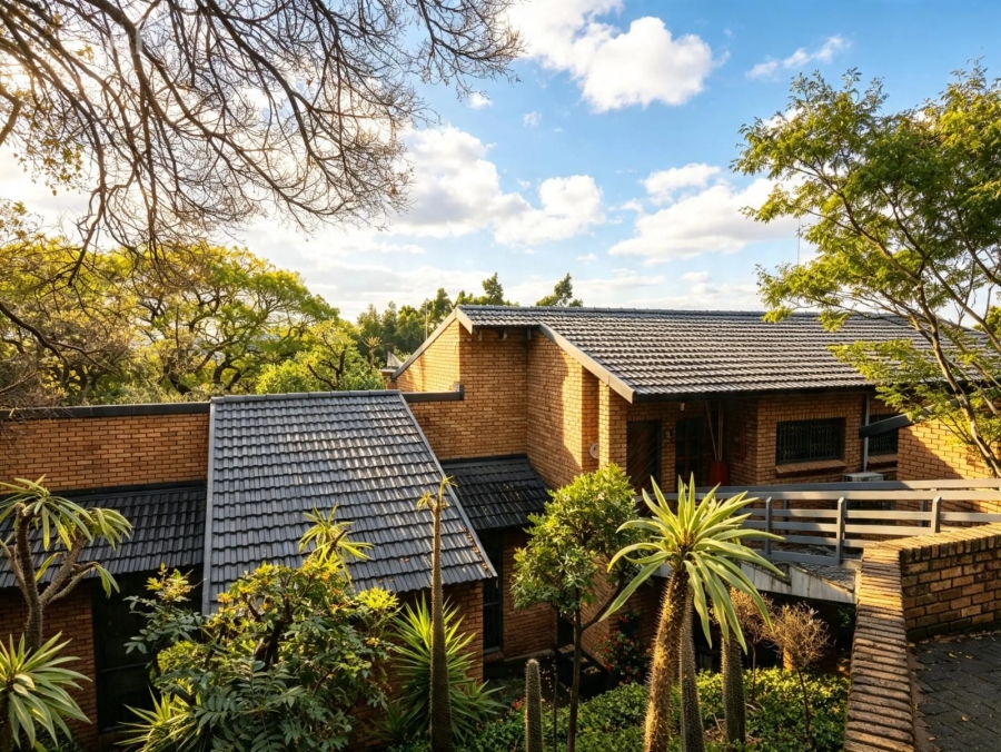 6 Bedroom Property for Sale in Florauna Gauteng