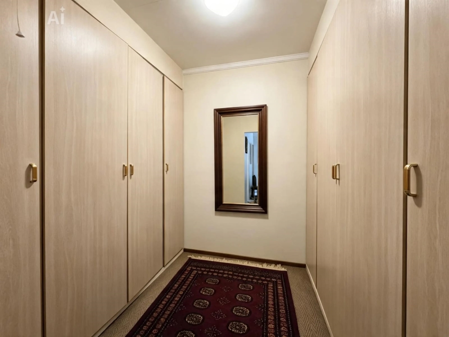 6 Bedroom Property for Sale in Florauna Gauteng