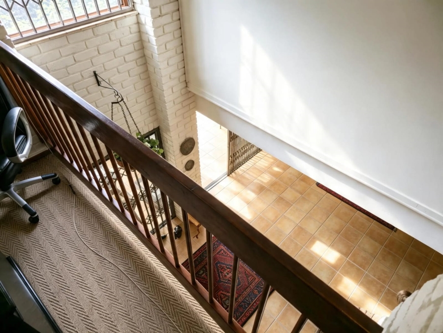 6 Bedroom Property for Sale in Florauna Gauteng