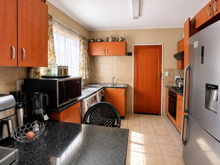 2 Bedroom Property for Sale in Groeneweide Gauteng