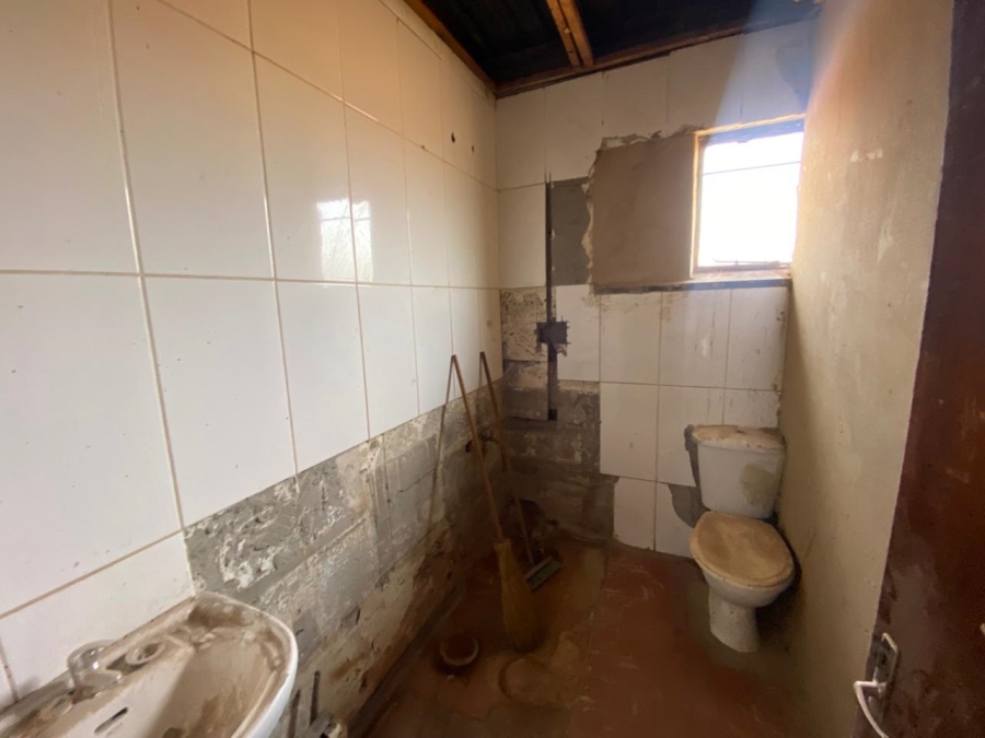 4 Bedroom Property for Sale in Sebokeng Zone 3 Gauteng