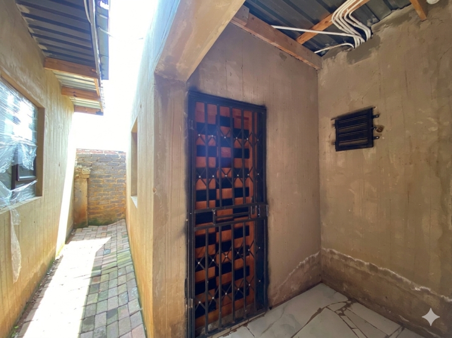 4 Bedroom Property for Sale in Sebokeng Zone 3 Gauteng