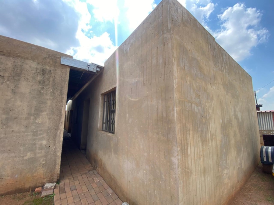 4 Bedroom Property for Sale in Sebokeng Zone 3 Gauteng