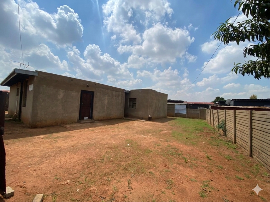 4 Bedroom Property for Sale in Sebokeng Zone 3 Gauteng