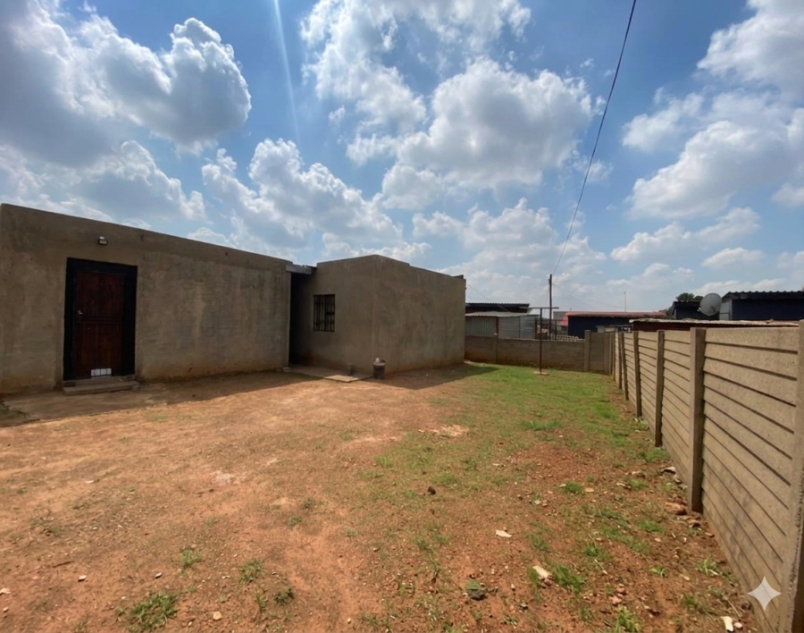 4 Bedroom Property for Sale in Sebokeng Zone 3 Gauteng