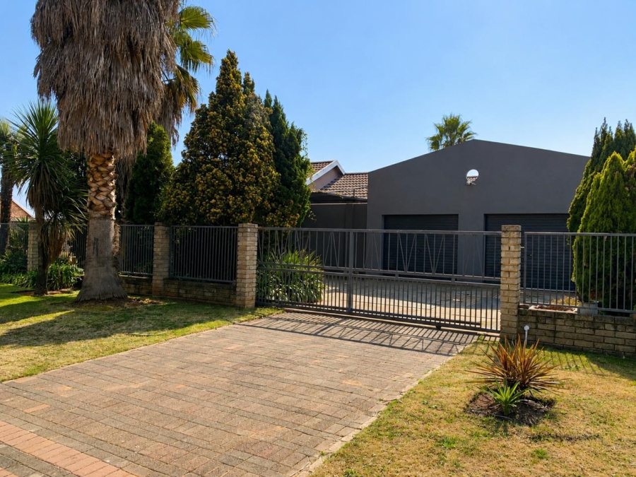 3 Bedroom Property for Sale in Arcon Park Gauteng