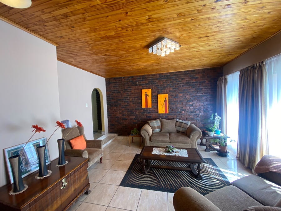 4 Bedroom Property for Sale in Moreleta Park Gauteng
