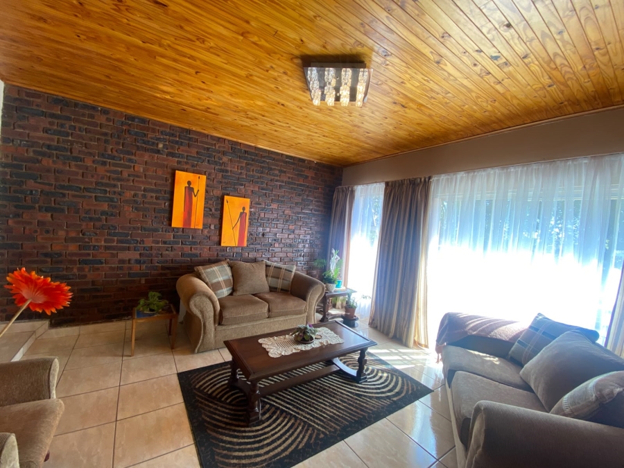 4 Bedroom Property for Sale in Moreleta Park Gauteng