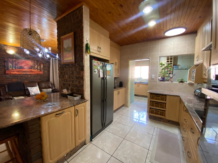 4 Bedroom Property for Sale in Moreleta Park Gauteng