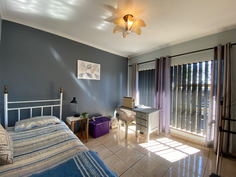 4 Bedroom Property for Sale in Moreleta Park Gauteng