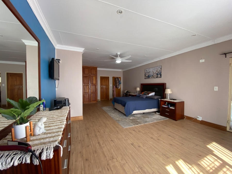 4 Bedroom Property for Sale in Moreleta Park Gauteng