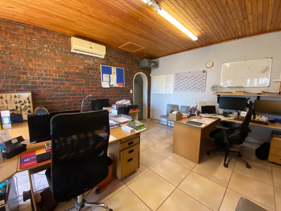 4 Bedroom Property for Sale in Moreleta Park Gauteng