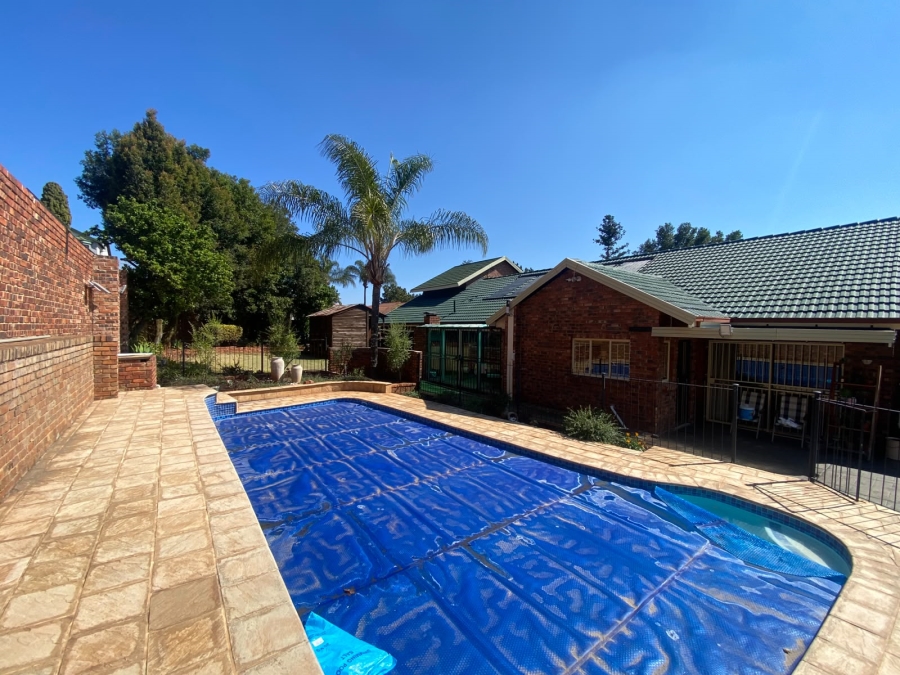 4 Bedroom Property for Sale in Moreleta Park Gauteng