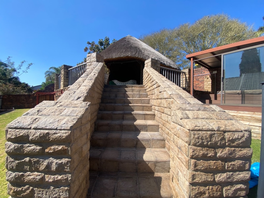 4 Bedroom Property for Sale in Moreleta Park Gauteng