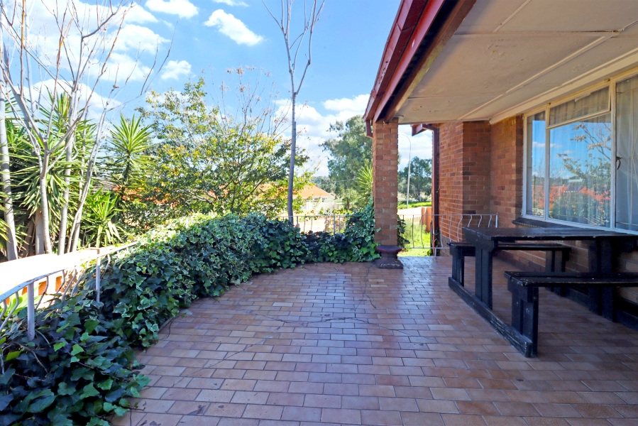 4 Bedroom Property for Sale in Bosmont Gauteng