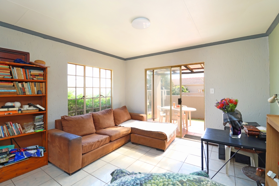 2 Bedroom Property for Sale in Fairland Gauteng
