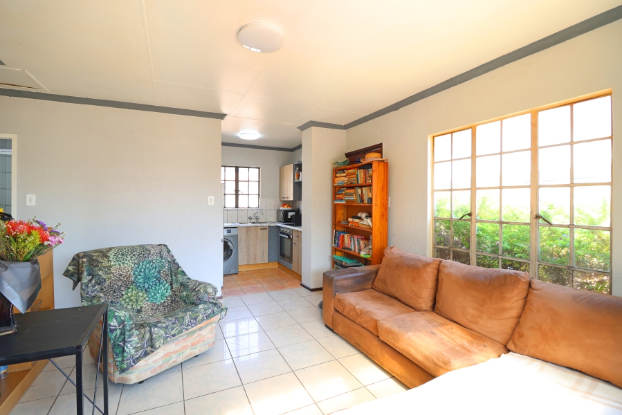 2 Bedroom Property for Sale in Fairland Gauteng