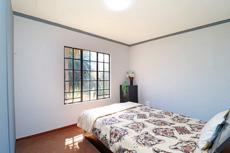 2 Bedroom Property for Sale in Fairland Gauteng