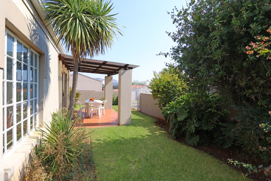 2 Bedroom Property for Sale in Fairland Gauteng