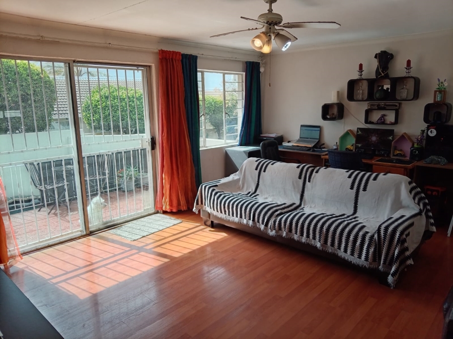2 Bedroom Property for Sale in Sonneglans Gauteng