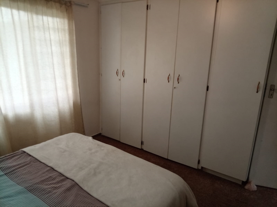 2 Bedroom Property for Sale in Sonneglans Gauteng