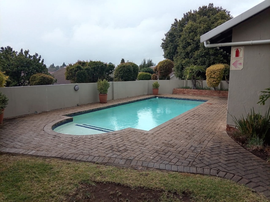 2 Bedroom Property for Sale in Sonneglans Gauteng