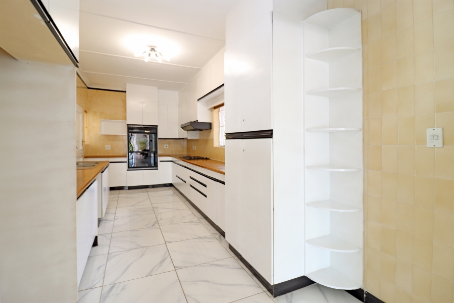 4 Bedroom Property for Sale in Lyndhurst Gauteng