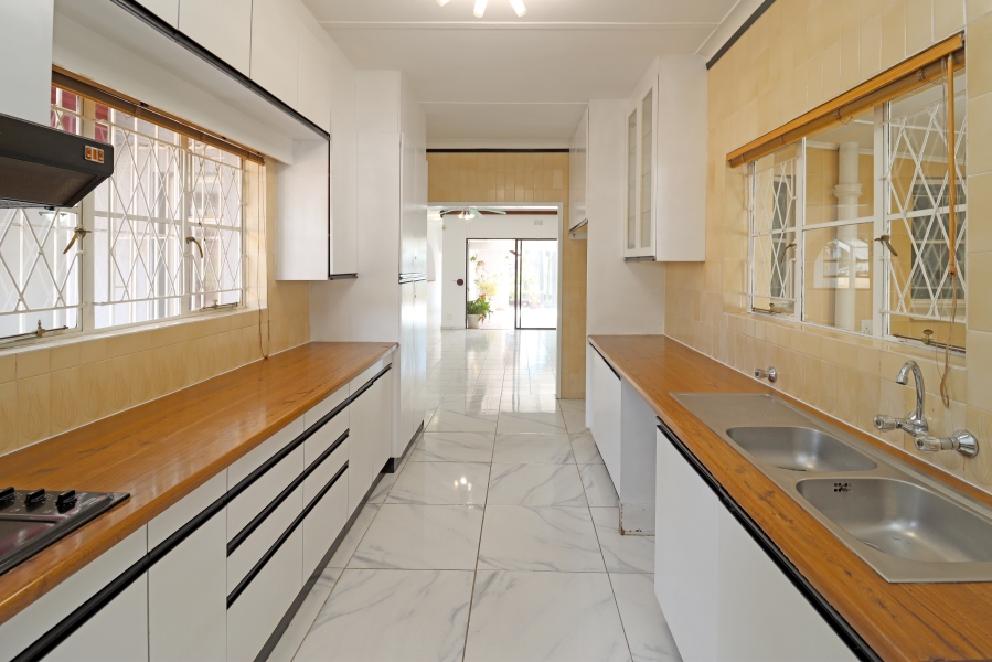 4 Bedroom Property for Sale in Lyndhurst Gauteng